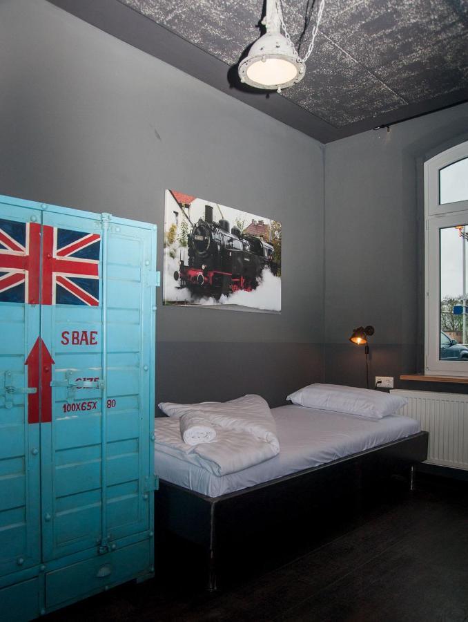 Hostel Am Bahnhof Suhl Buitenkant foto