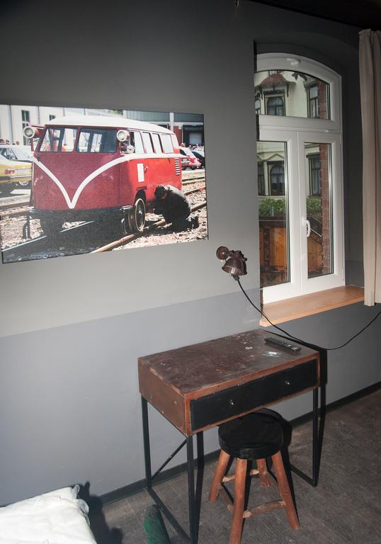 Hostel Am Bahnhof Suhl Buitenkant foto